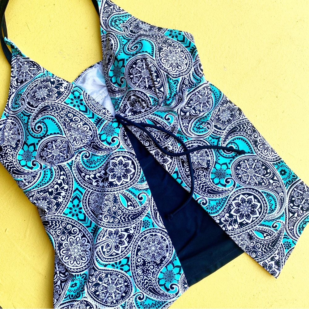 BEACH DIVA tankini top bikini beach wear coastal swim size 12 aqua paisley